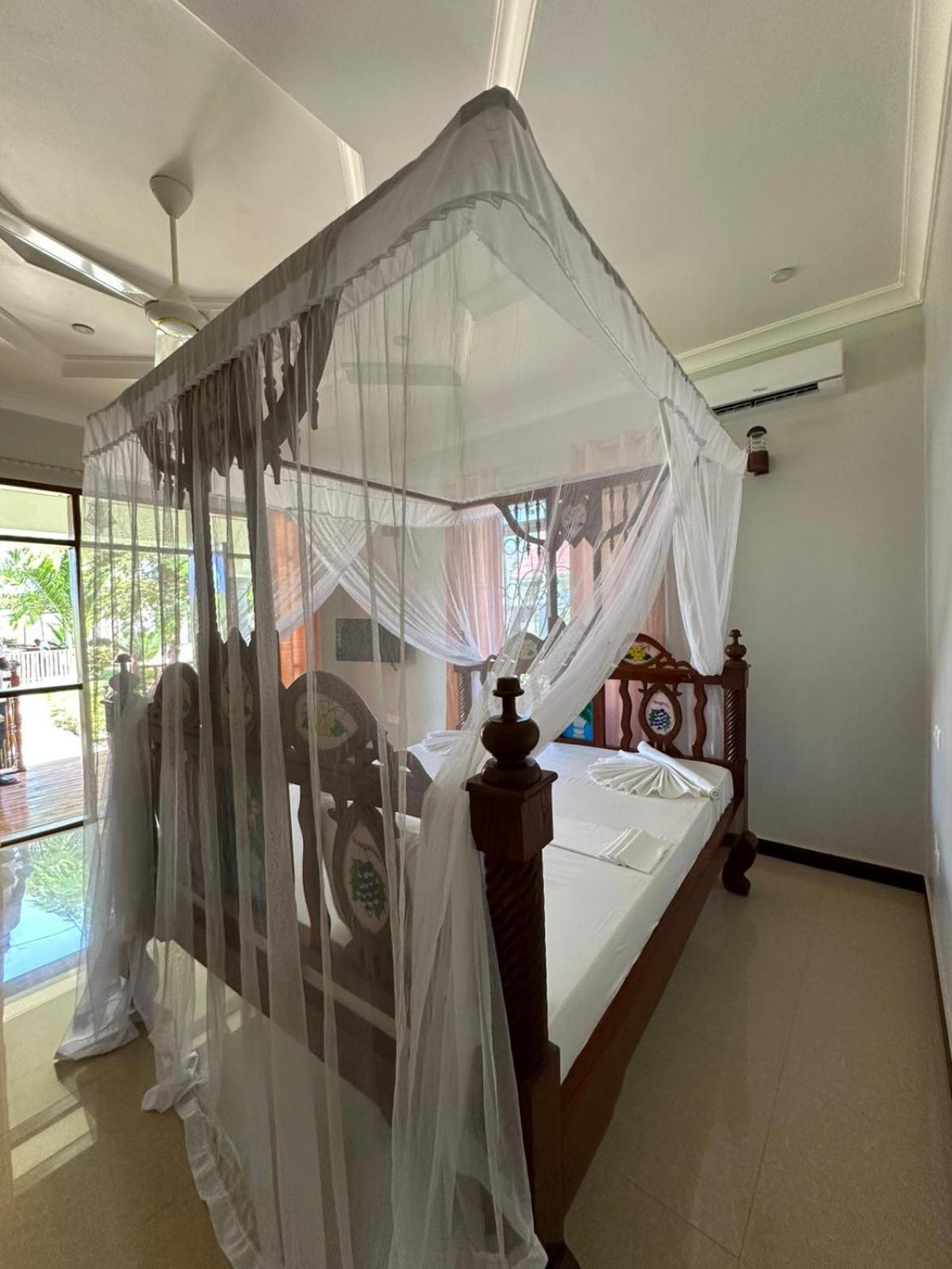 Taj Nungwi Hotel Banda Kuu Kültér fotó